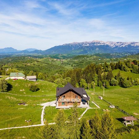 The Barn Villa Sirnea Kültér fotó