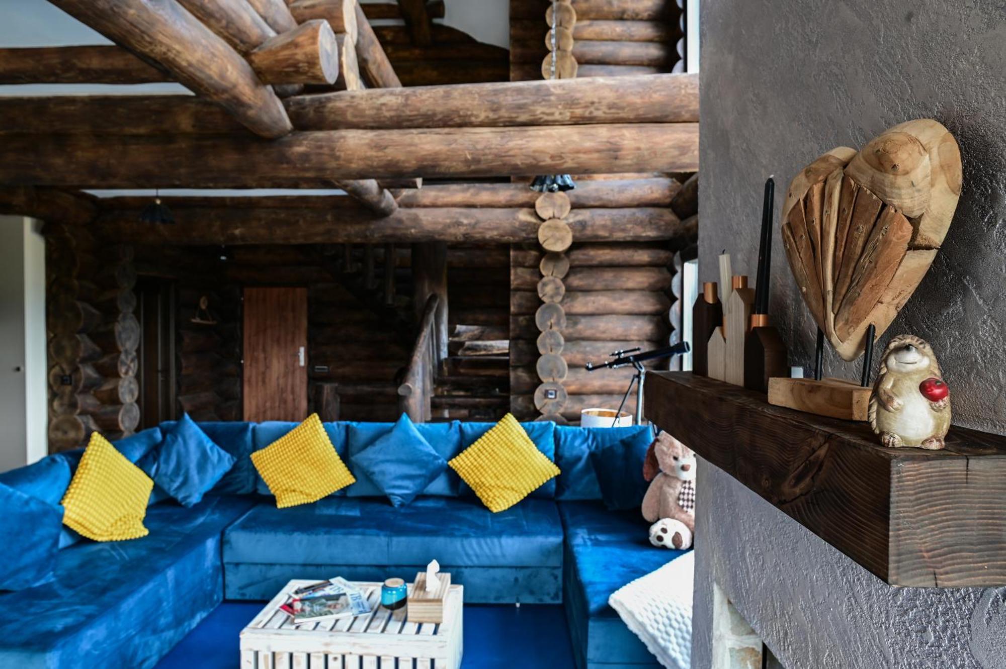 The Barn Villa Sirnea Kültér fotó