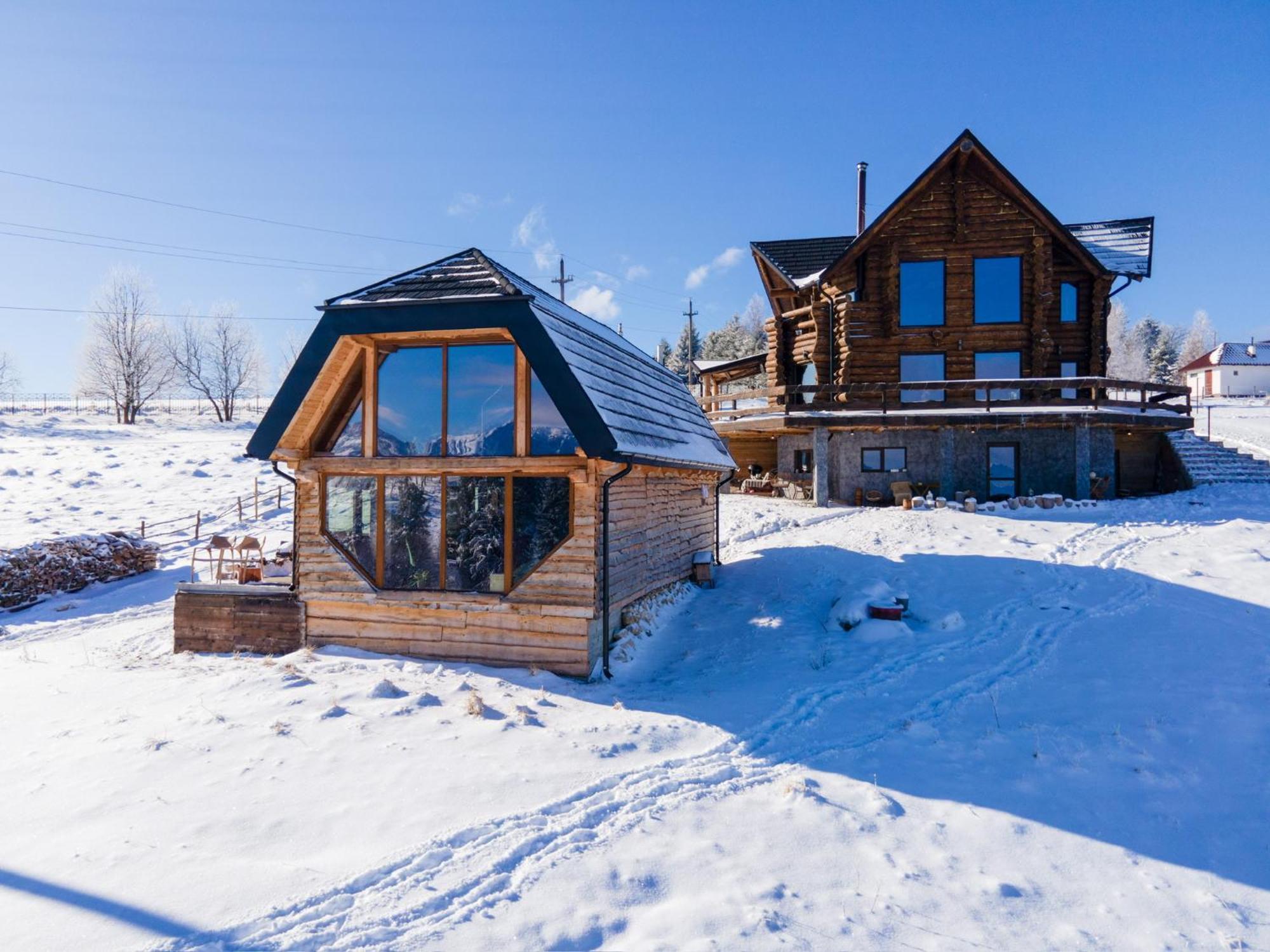 The Barn Villa Sirnea Kültér fotó