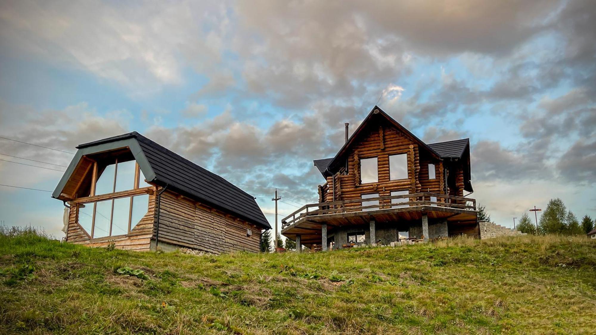 The Barn Villa Sirnea Kültér fotó