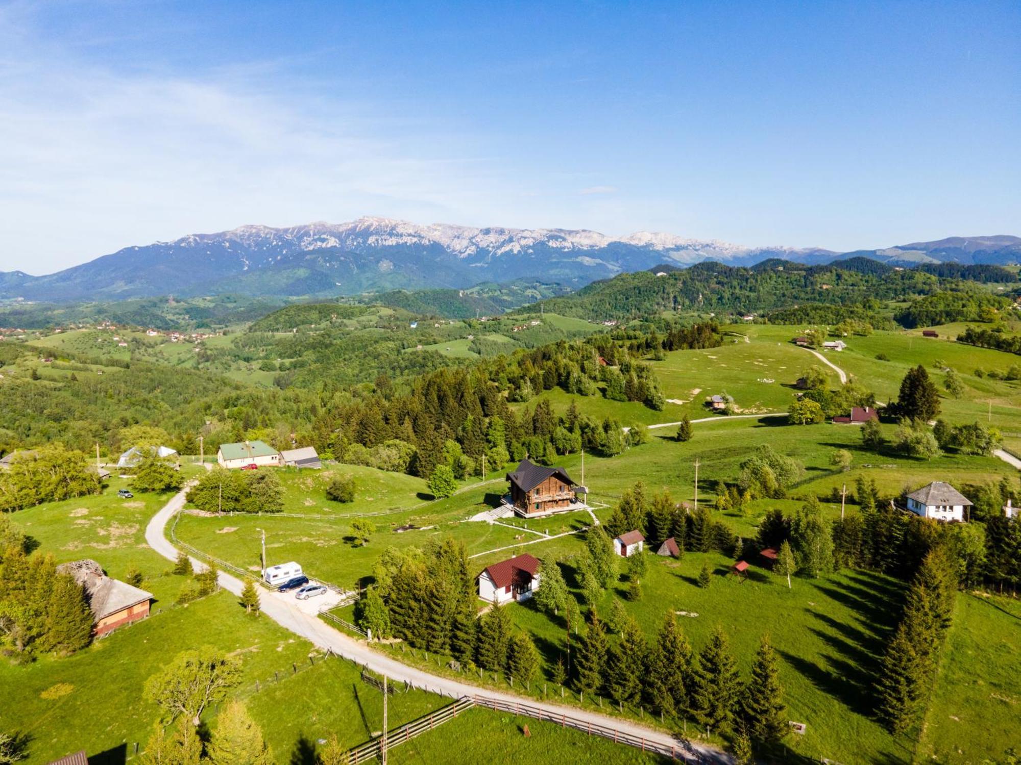 The Barn Villa Sirnea Kültér fotó